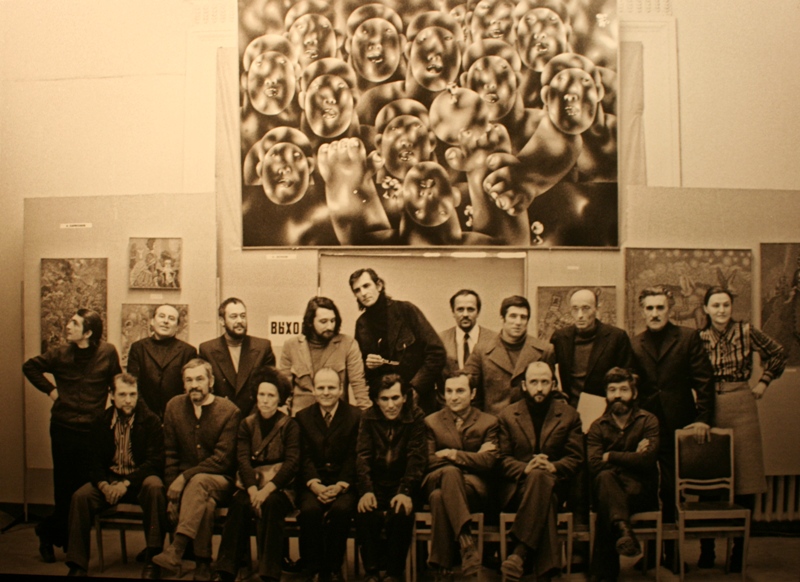 Участники выставки в павильоне «Пчеловодство» ВДНХ, 1975 — фотограф И.Пальмин